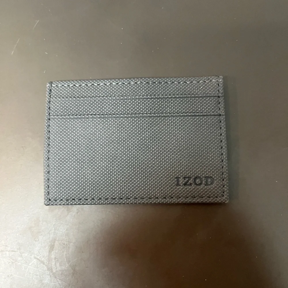 Izod Gray Card Holder Sleek Design